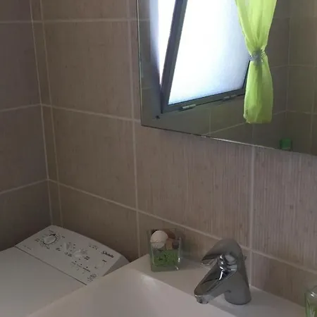 Sur La Pour 4 Personnes Avec Parking - Fr-1-837-5 Apartmán *