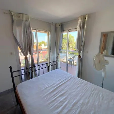 Sur La Pour 4 Personnes Avec Parking - Fr-1-837-5 Apartamento *